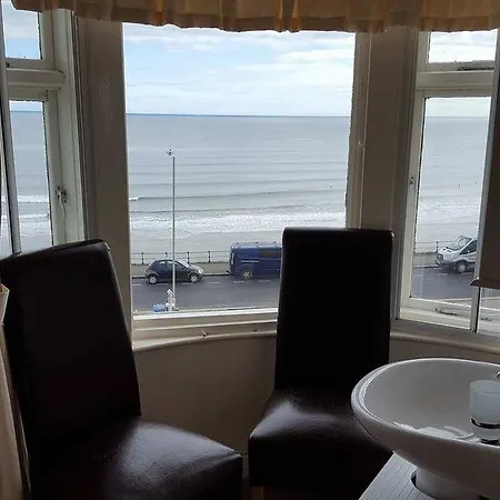 Kimberley Seafront Konukevi 4*