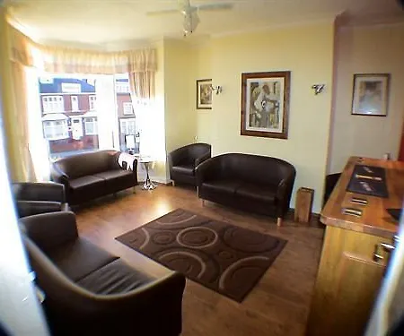 Kimberley Seafront 4* Scarborough