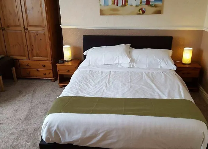 Guest house Kimberley Seafront Scarborough